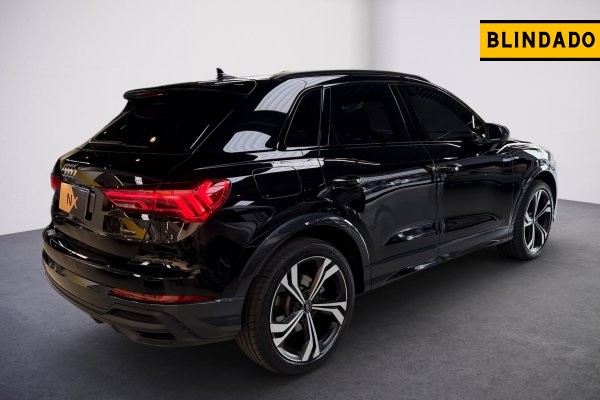 AUDI Q3 2.0 40 TFSI GASOLINA PERFORMANCE BLACK QUATTRO TIPTRONIC 2024/2024